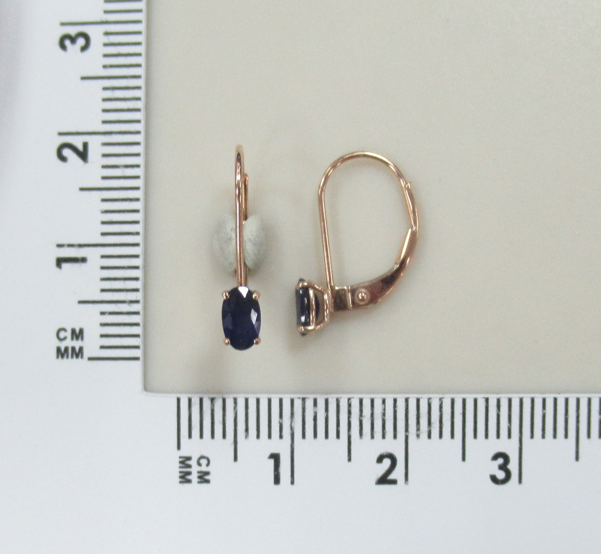 Серьги из золота с сапфирами